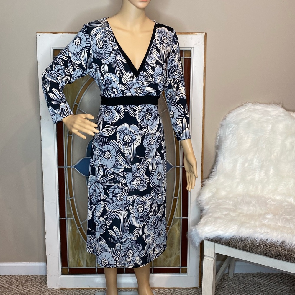 Very Flattering Dress
